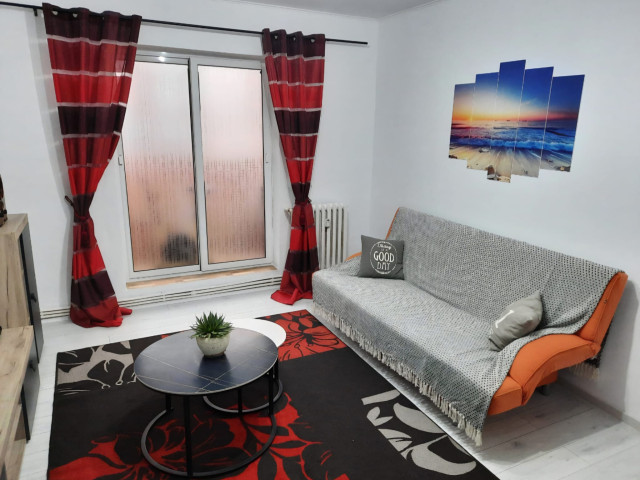 Apartament de vanzare, 2 camere,  semidecomandat ,  42 mp , Mircea cel Batran,   162230