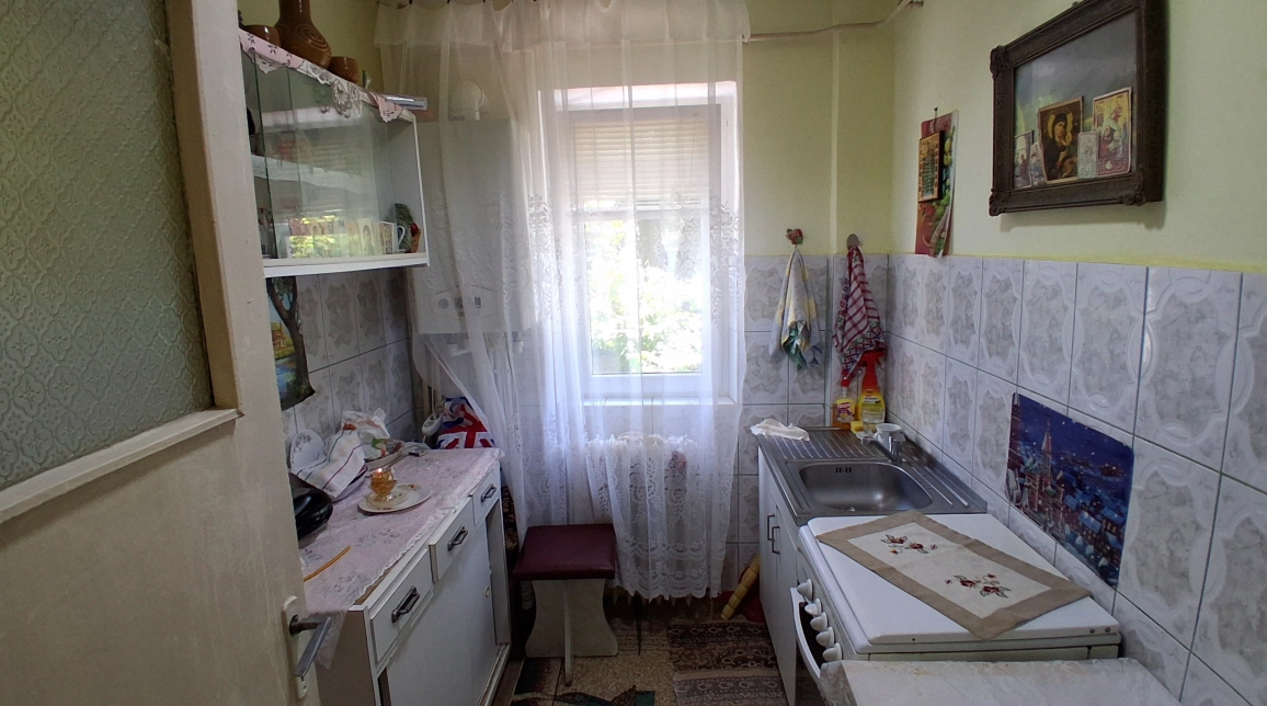 Oferta Apartament, 2 camere, semidecomandat, 40 mp , Pacurari, de vanzare,  ALPHA BANK, MUNCA INVALIZILOR imagine 4