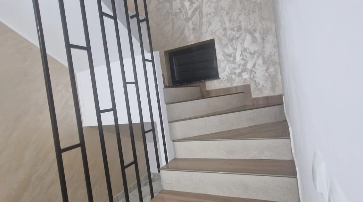 Oferta Casa, 4 camere, 118 mp , Miroslava, de vanzare,  Depozit TRANS Anapet imagine 5