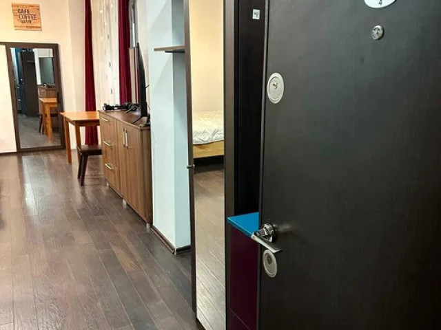 Apartament, o camera,  semidecomandat ,  30 mp , Centru, de vanzare,  (Mitropolie) 161076