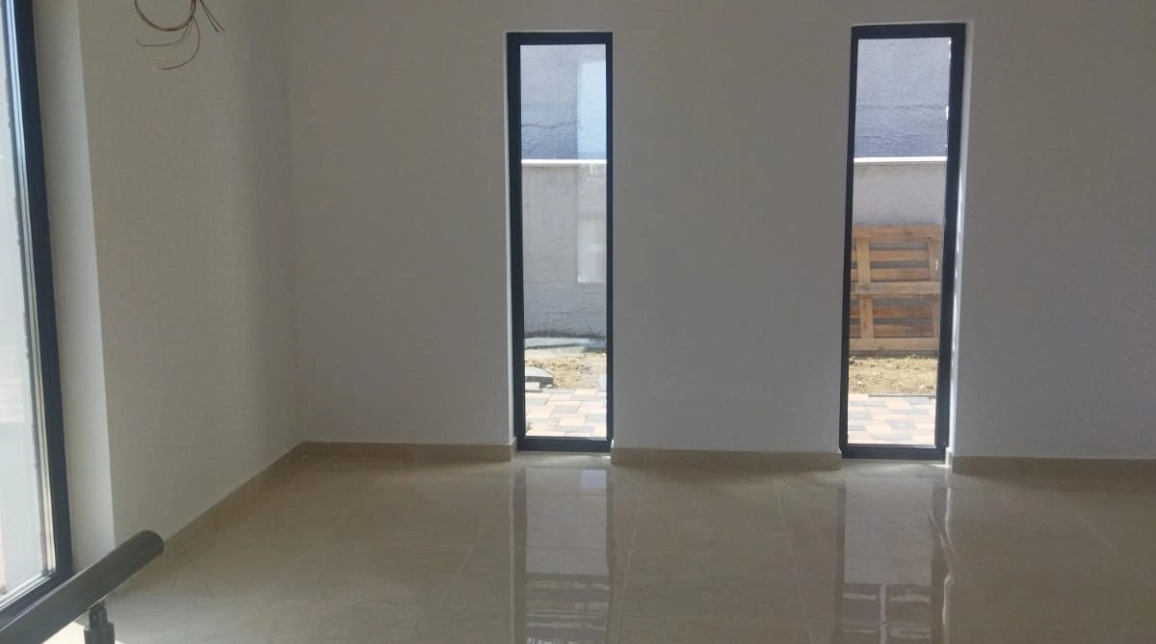 Oferta De vanzare casa, 4 camere, 90 mp , Valea Adanca,  bazinu de apa imagine 3
