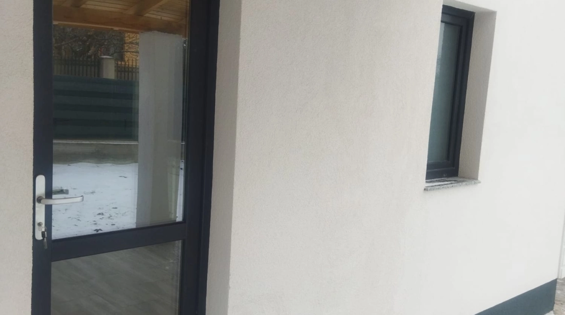 Oferta 4 camere, 106 mp , de vanzare casa in zona Valea Adanca,  mai jos de 5 drumuri imagine 12