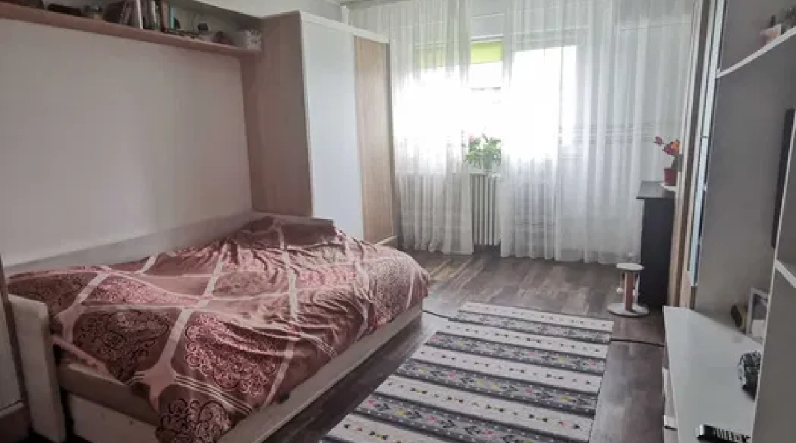 Oferta O camera, decomandat, 34 mp , de vanzare apartament in zona Tatarasi,  Piata Doi Baieti  imagine 2