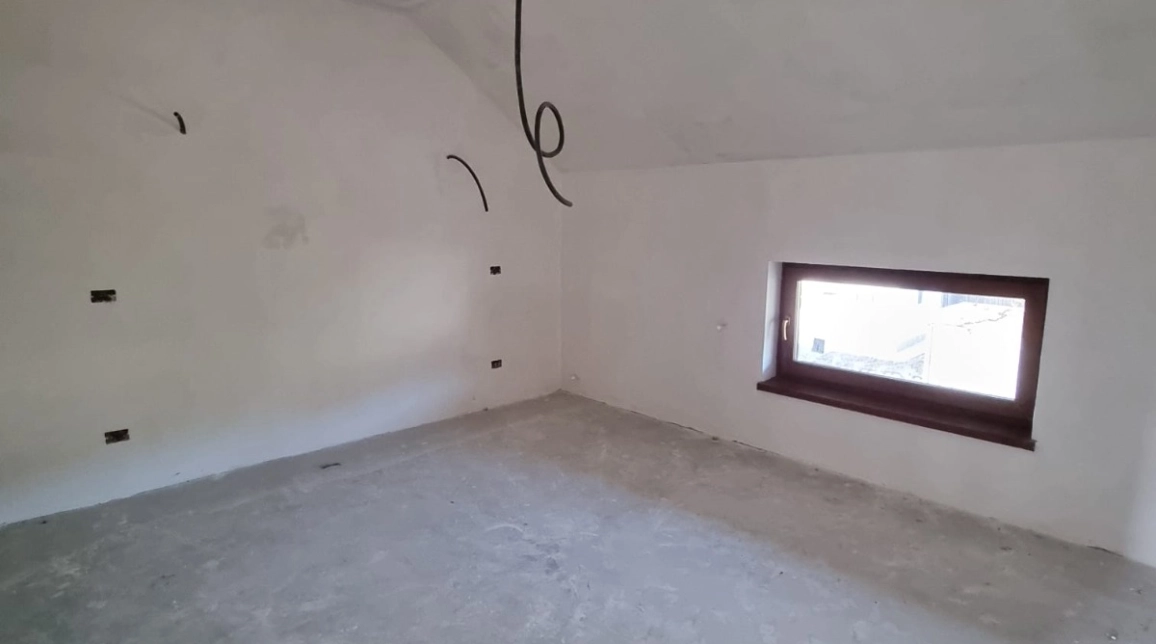 Oferta Casa, 7 camere, 230 mp , Valea Adanca, de vanzare,  5 drumuri imagine 13