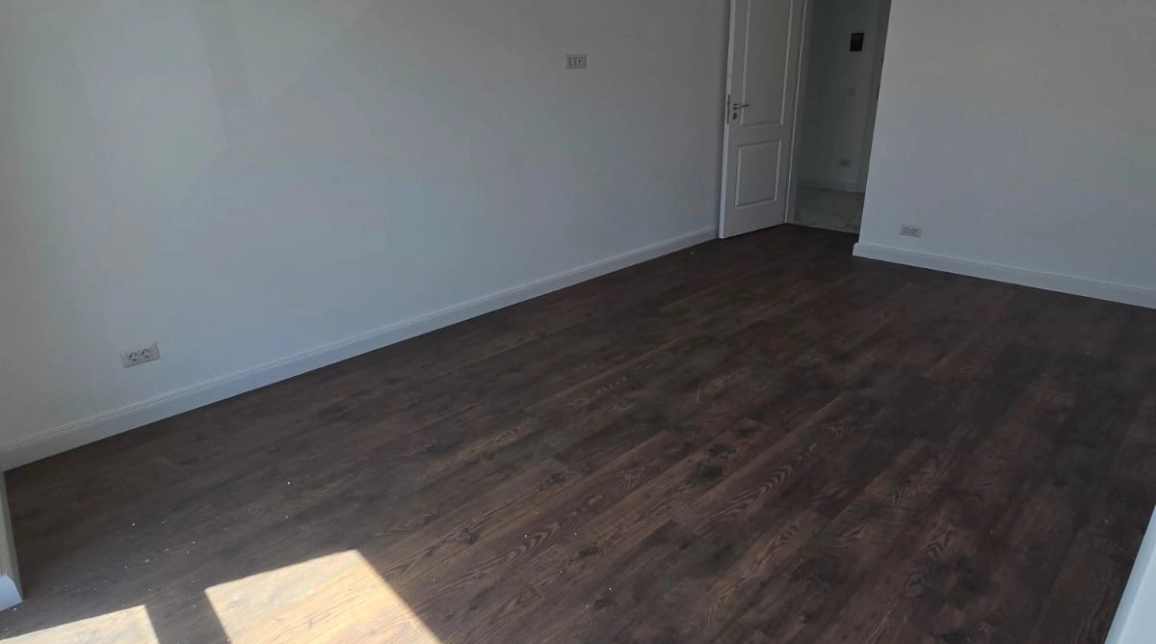 Oferta Apartament nou, o camera, decomandat, 42 mp , Tatarasi, de vanzare,  Piata 2 baiati imagine 3