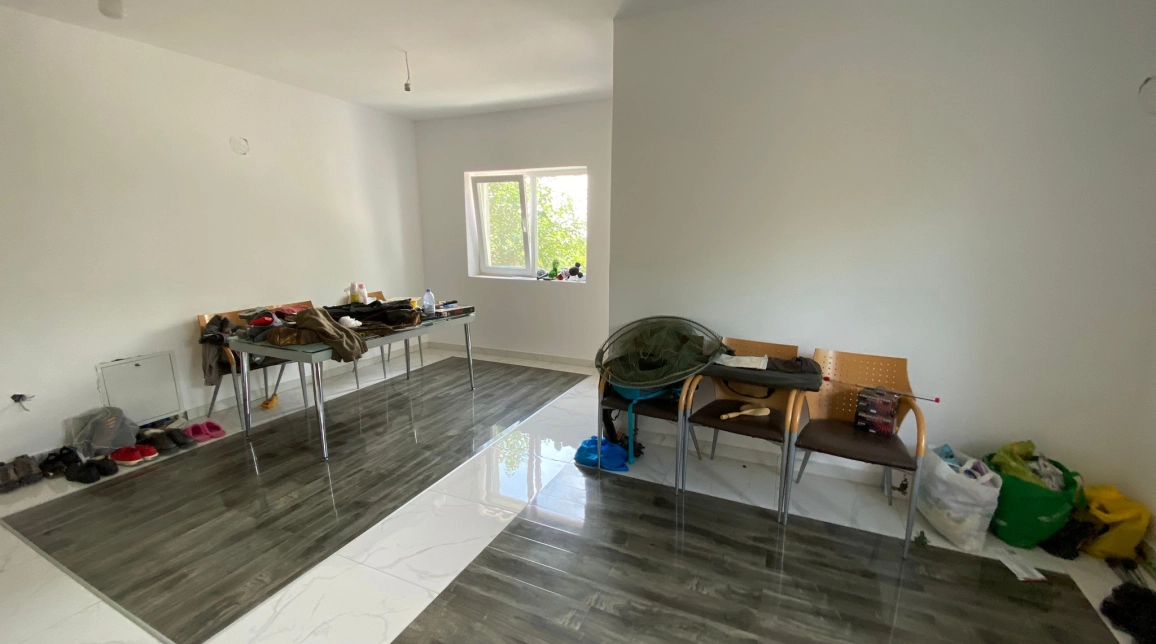 Oferta Casa de vanzare, 5 camere, 180 mp , Miroslava,  notariat Paduraru imagine 2