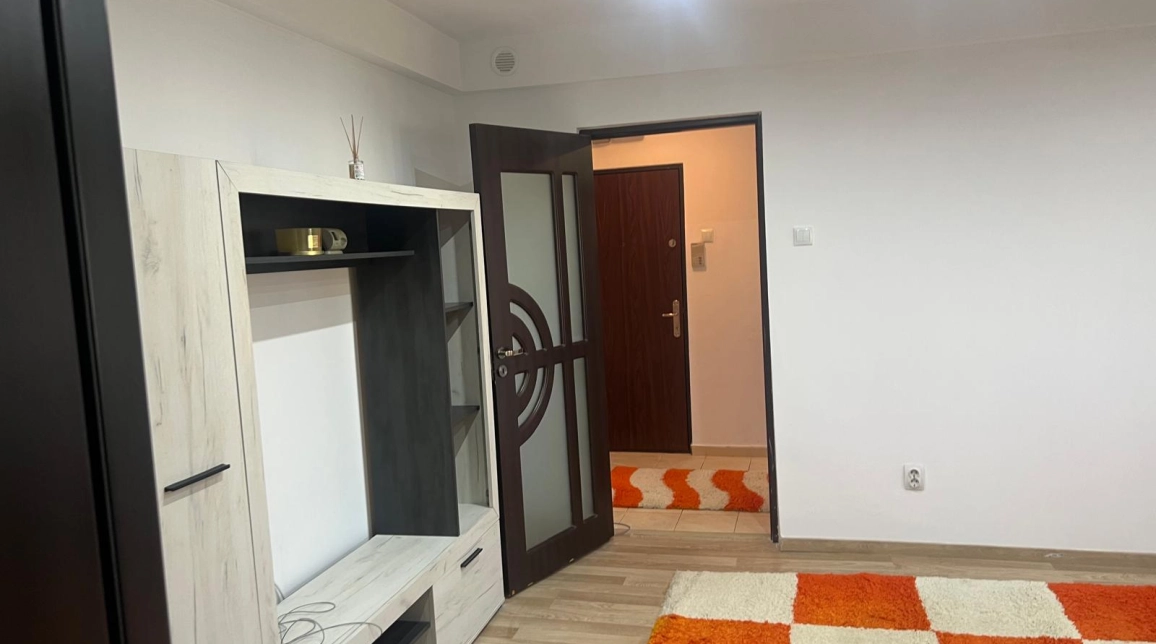 Oferta Apartament de vanzare, 2 camere, semidecomandat, 53 mp , Podu Ros,  Magazinul Tesko imagine 6