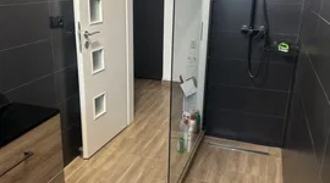 Oferta Apartament, o camera, decomandat, 40 mp , Valea Lupului, de inchiriat,  Olymp Market imagine 5