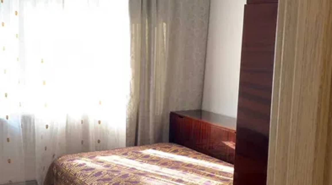 Oferta Apartament de inchiriat, 2 camere, semidecomandat, 44 mp , Tatarasi,  Flora imagine 1