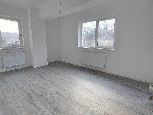 Apartament nou, 3 camere,  decomandat ,  88 mp , Nicolina, de vanzare,  (Nicolina 2 - Bd Poitiers) 157626