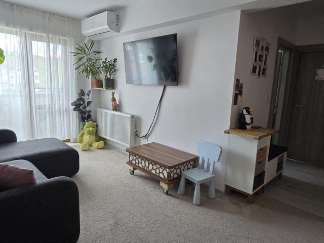 Bucium apartament nou  64 mp , 3 camere,  semidecomandat , de vanzare,  (Profi Visan) 162899