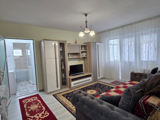 Apartament de vanzare, 2 camere,  semidecomandat ,  42 mp , Mircea cel Batran,  (BRD) 162955