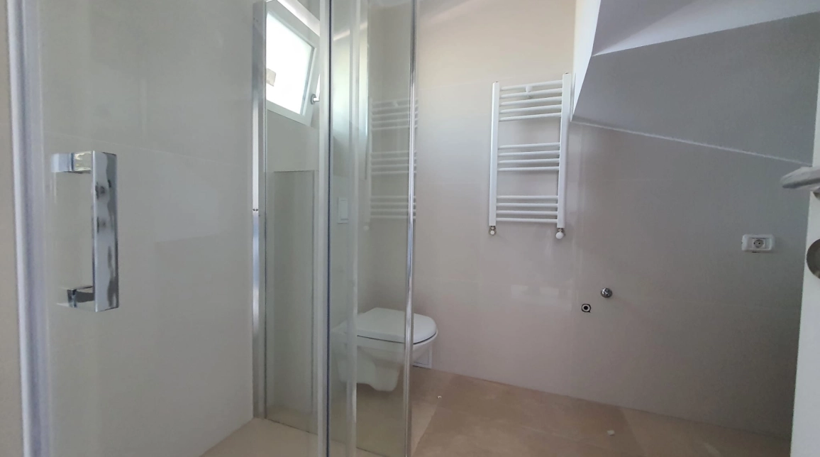 Oferta Bucium casa 100 mp , 4 camere, de vanzare,  Visan imagine 9