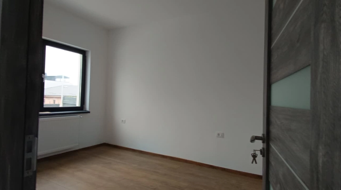 Oferta Popas Pacurari casa 96 mp , 4 camere, de vanzare,  Mega Image imagine 4