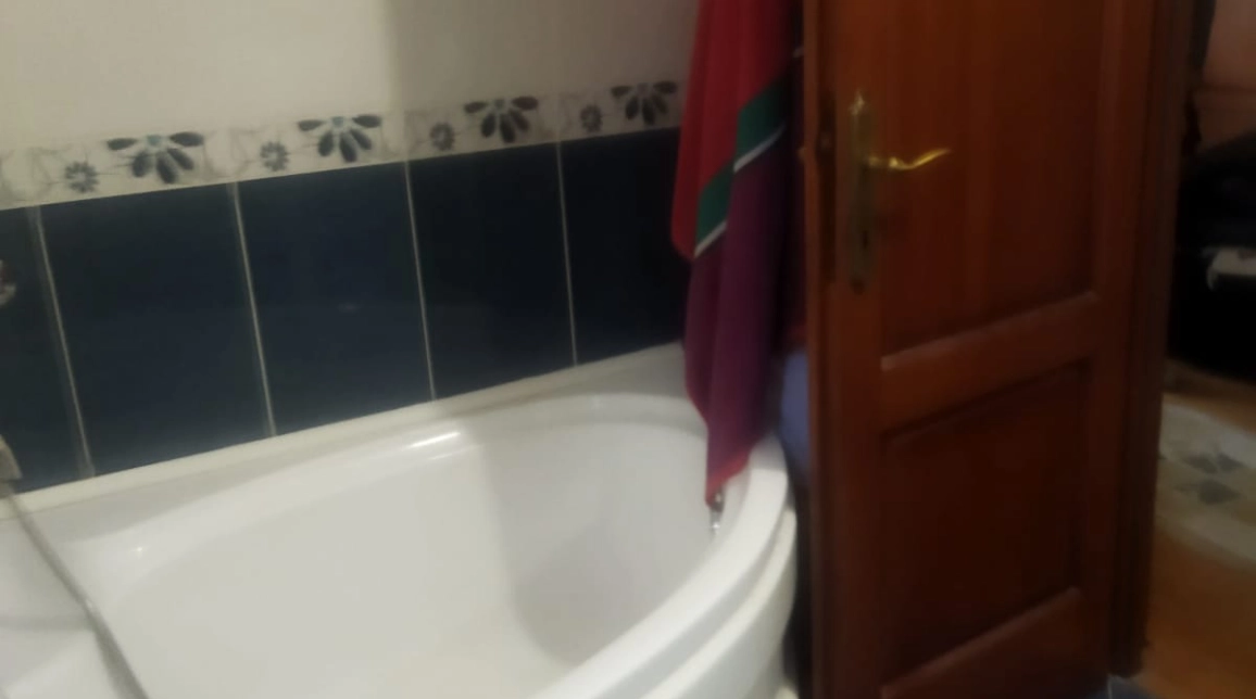 Oferta De vanzare casa, 9 camere, 400 mp , Bucium,  dupa scoala Veronica Micle imagine 3