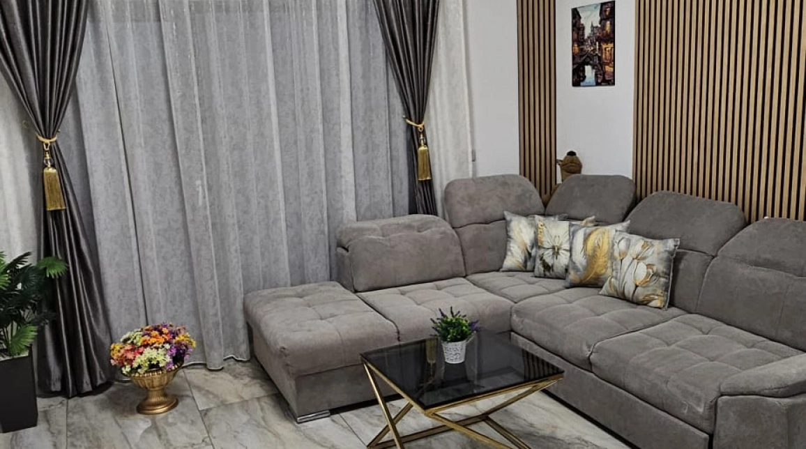 Oferta 3 camere, 97 mp , de vanzare casa in zona Valea Lupului,  dupa restaurantul Cristal -Antibiotice imagine 1
