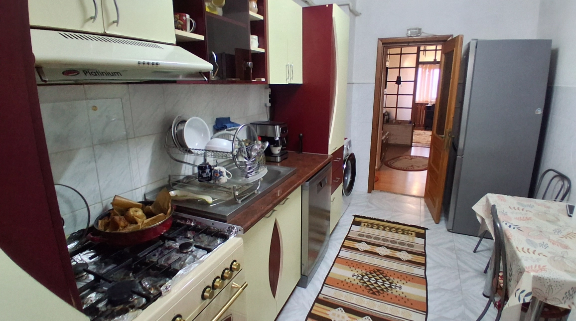 Oferta De vanzare apartament, 4 camere, decomandat, 100 mp , Pacurari,  ALPHA BANK imagine 4