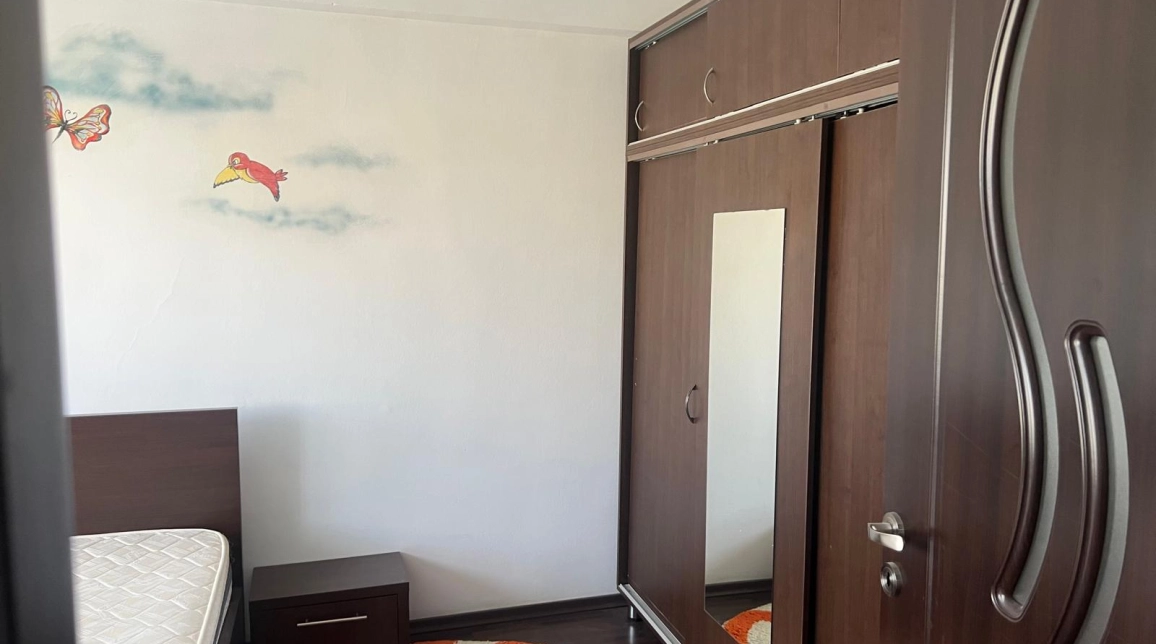Oferta Apartament de vanzare, 2 camere, semidecomandat, 53 mp , Podu Ros,  Magazinul Tesko imagine 3