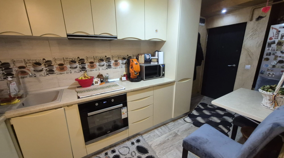 Oferta Apartament de vanzare, 2 camere, semidecomandat, 48 mp , Valea Lupului,  Antibiotice imagine 5