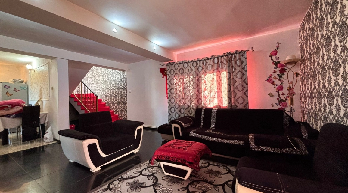 Oferta 6 camere, 138 mp , de inchiriat casa in zona CUG,  Strada Bazei - la 600m de La doi Pasi Bazei imagine 3