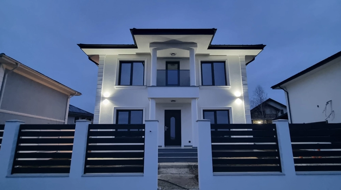 Oferta Casa, 4 camere, 120 mp , Visani, de vanzare,  Str Regina Maria imagine 1
