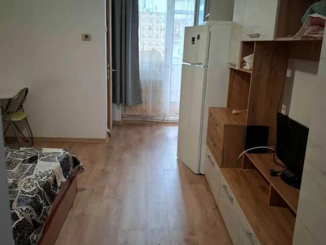 Apartament, o camera,  semidecomandat ,  26 mp , Tudor Vladimirescu, de inchiriat,  (Iulius Mall) 162921