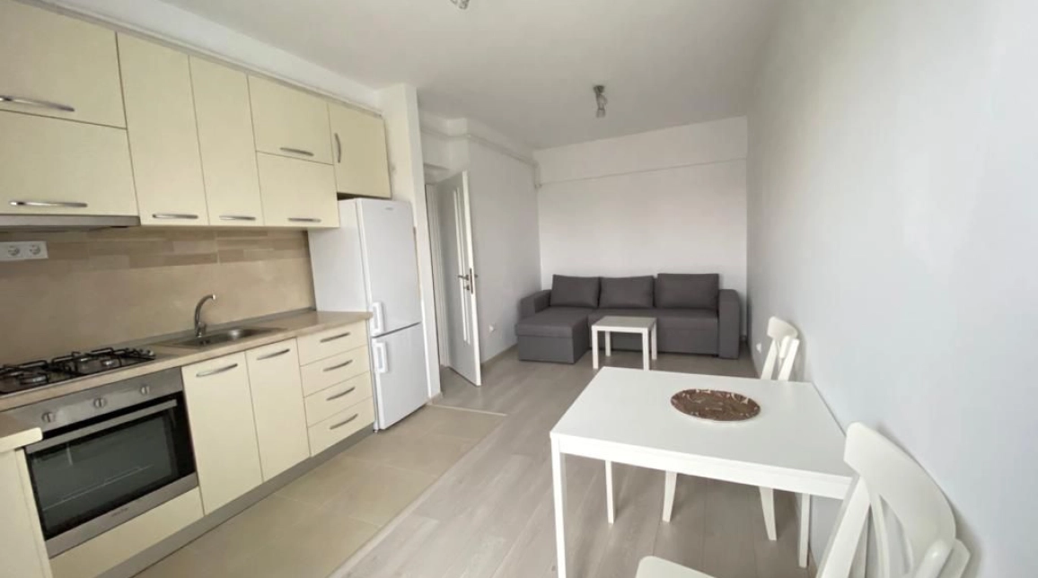 Oferta Bucium apartament 37 mp , 2 camere, , de vanzare,  Colegiul Mihail Sturdza Trei Fantini imagine 2