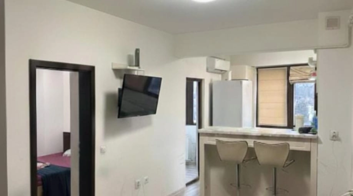 Oferta Apartament de vanzare, 3 camere, , 54 mp , Central,  PALAS MALL imagine 3