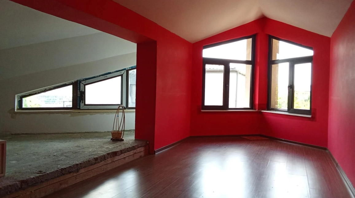 Oferta Bucium casa 280 mp , 8 camere, de vanzare,  dupa restauranu Onix imagine 12