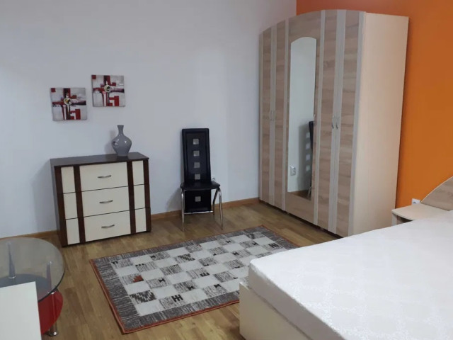 Tatarasi apartament  31 mp , o camera,  decomandat , de vanzare,  (Complex Ciurchi) 162924
