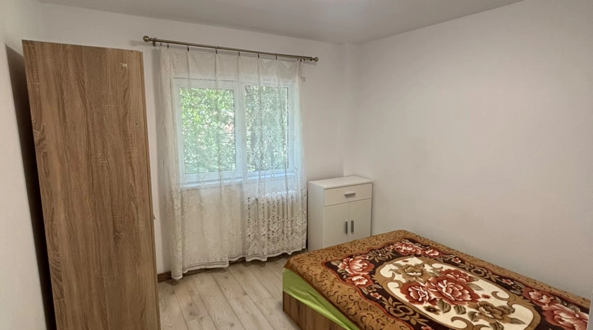 Oferta Apartament, 2 camere, decomandat, 45 mp , Podul de Fier, de inchiriat,  Tg. Cucu imagine 5