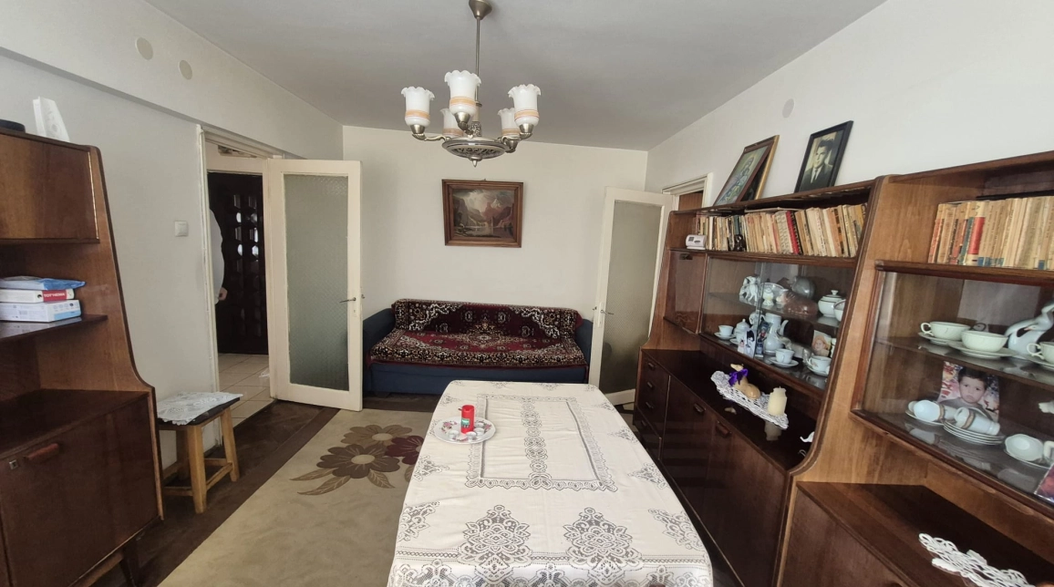 Oferta De vanzare apartament, 2 camere, semidecomandat, 52 mp , Centru,  Piata Unirii imagine 3