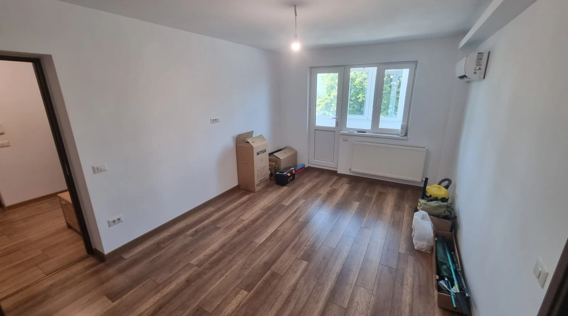 Oferta 3 camere, semidecomandat, 58 mp , de vanzare apartament in zona Tatarasi,  Dispecer-Posta imagine 2