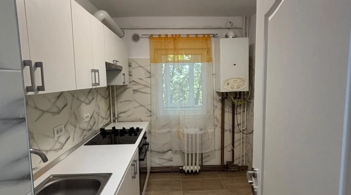 Oferta Apartament, 2 camere, decomandat, 45 mp , Podul de Fier, de inchiriat,  Tg. Cucu imagine 1