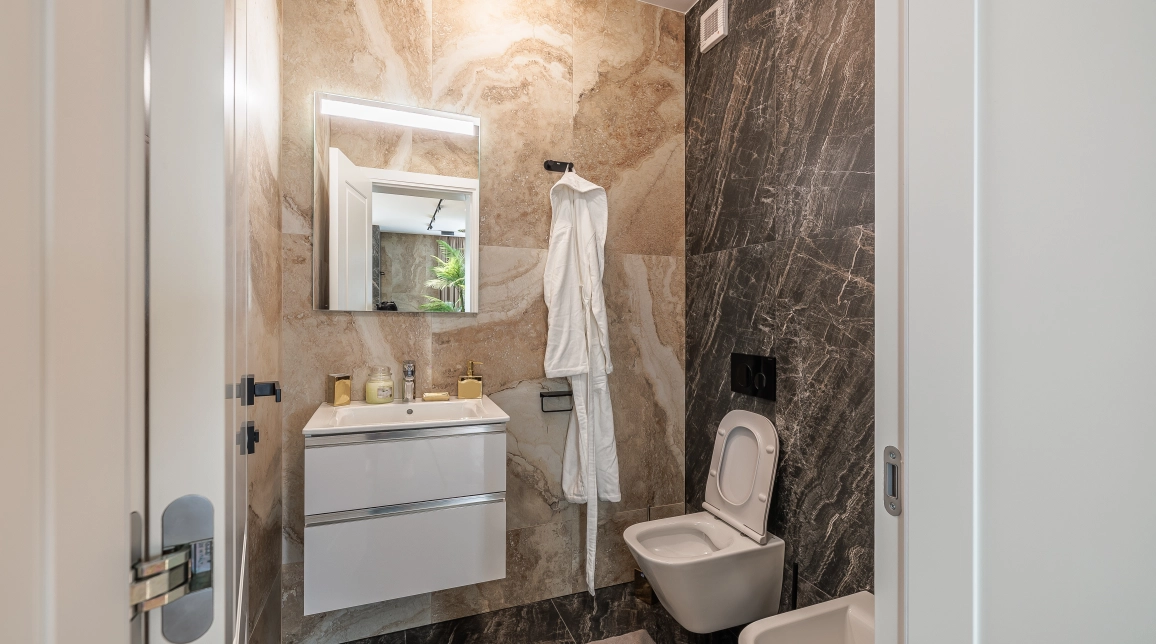Oferta Apartament nou, 6 camere, , 777 mp , Poitiers, de vanzare,    pe 2 niveluri la  2,6 km de Palas imagine 14