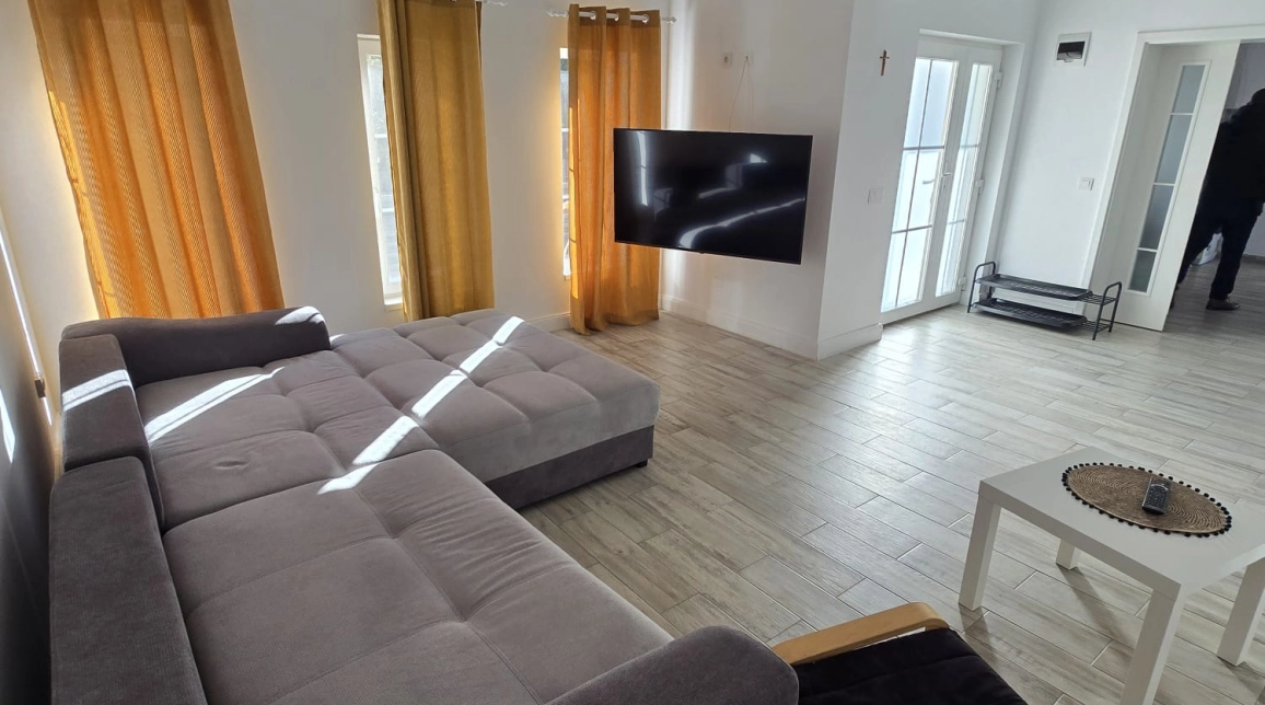 Oferta De vanzare casa, 3 camere, 73 mp , Lunca Cetatuii,  Hanul Visoianu imagine 1