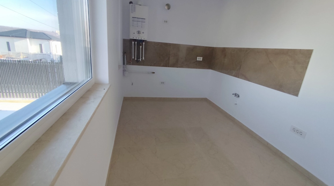Oferta Casa de vanzare, 4 camere, 100 mp , Popas Pacurari,  Strada Soarelui -acces asfaltat imagine 23