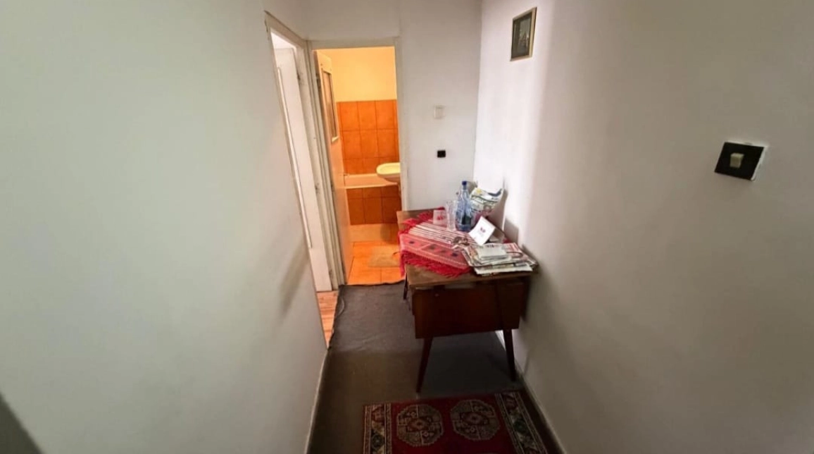 Oferta De vanzare apartament, o camera, decomandat, 40 mp , Pacurari,  KAUFLAND imagine 5