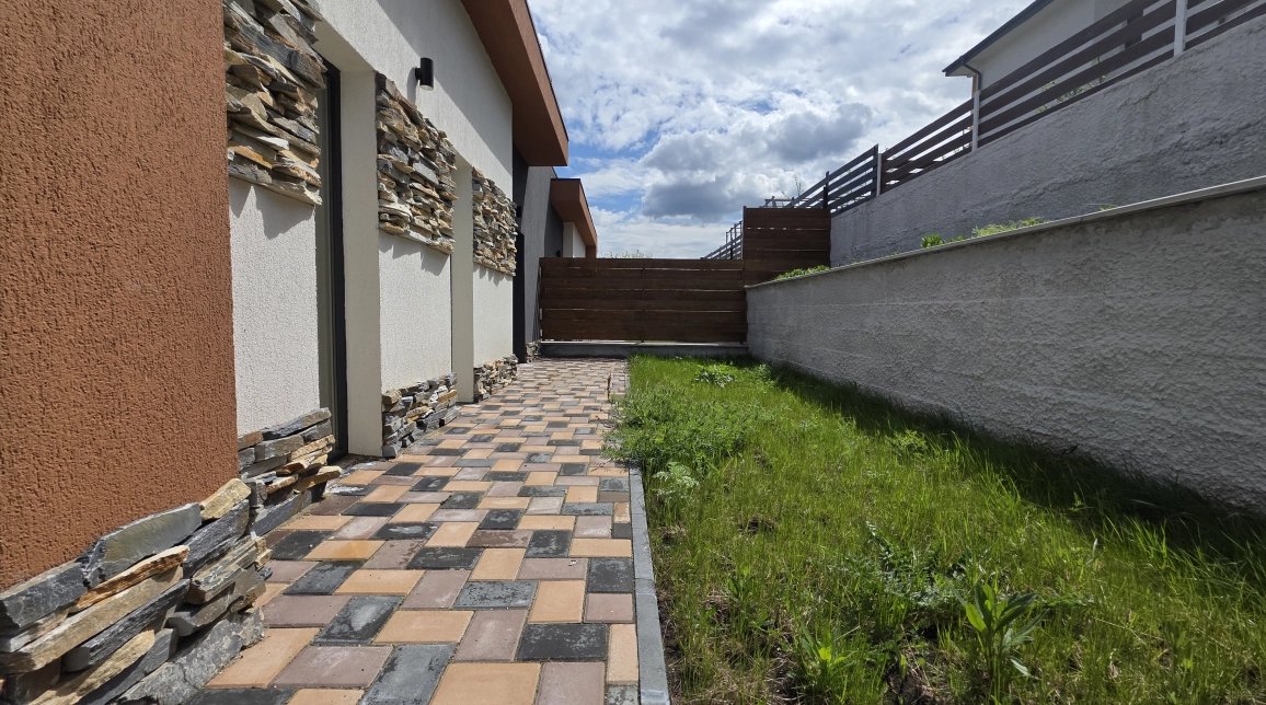 Oferta Casa, 3 camere, 80 mp , CUG, de vanzare,  Valea Adanca imagine 2