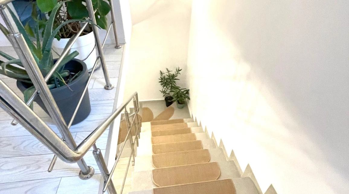 Oferta Casa, 4 camere, 130 mp , Valea Lupului, de vanzare,  dupa Rombat imagine 4