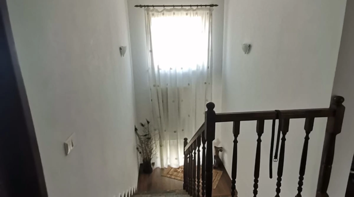 Oferta 7 camere, 320 mp , de vanzare casa in zona Bucium,  Pensiunea Shamroch INN imagine 15