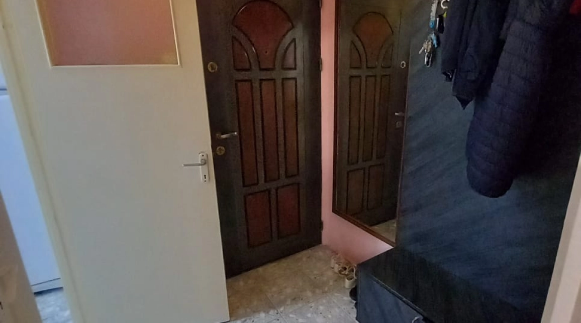 Oferta 2 camere, semidecomandat, 50 mp , de vanzare apartament in zona Podu Ros,  Pasapoarte imagine 4