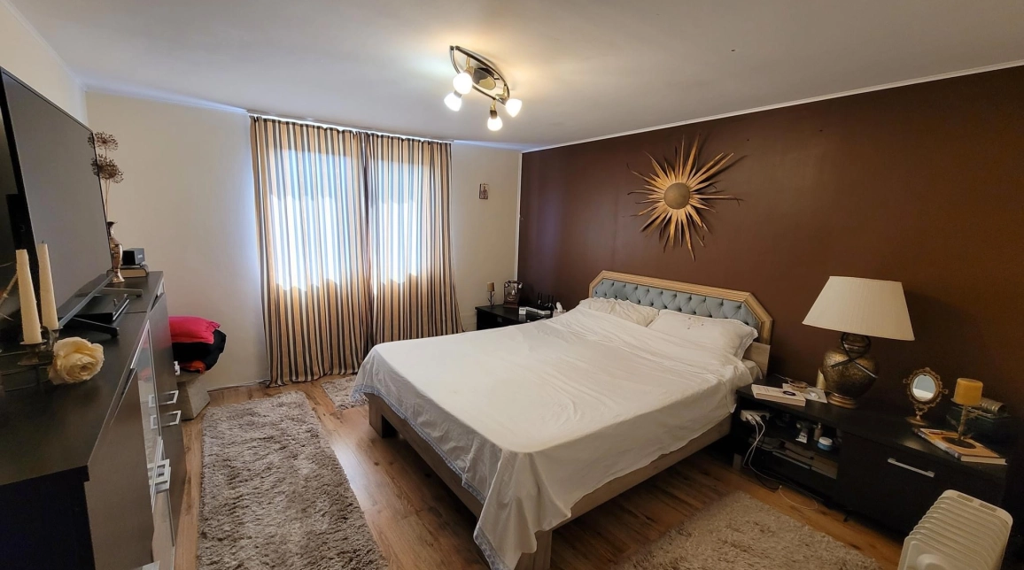 Oferta 7 camere, 240 mp , de vanzare casa in zona Sararie,  dupa spital Arcadia imagine 12