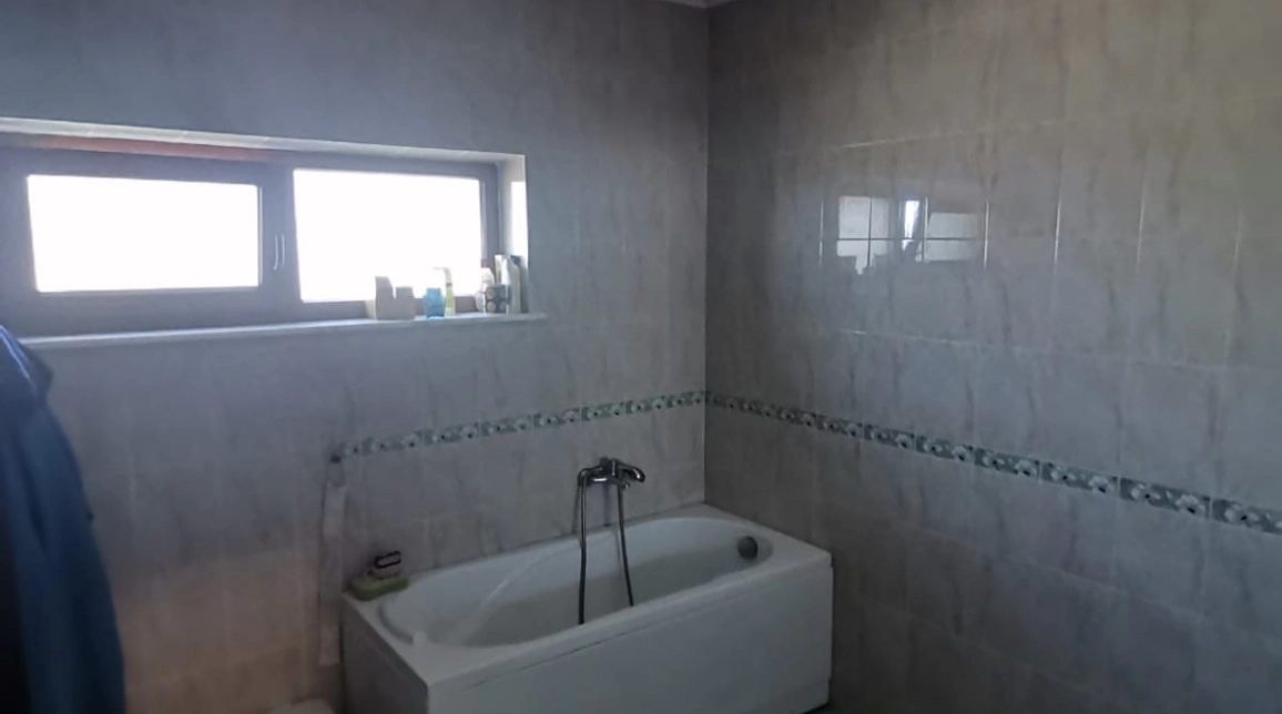 Oferta 7 camere, 320 mp , de vanzare casa in zona Bucium,  Pensiunea Shamroch INN imagine 12