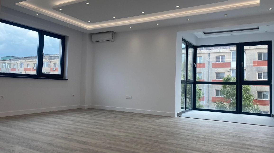 Oferta Canta apartament nou 58 mp , 2 camere, decomandat, de vanzare,  langa bariera spre Dacia imagine 2