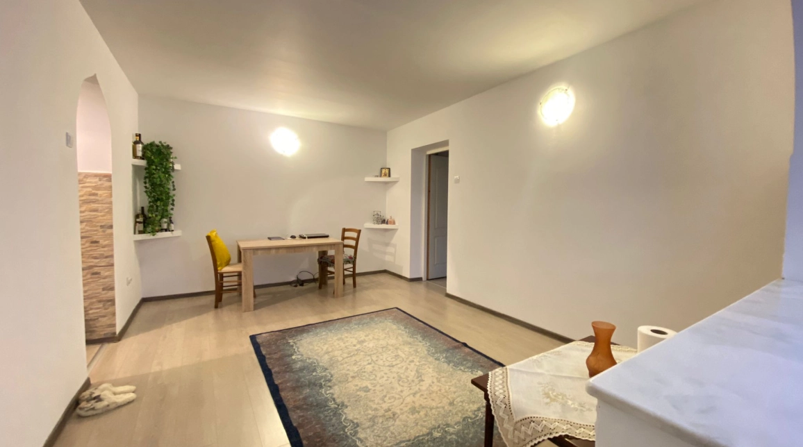 Oferta Apartament, 3 camere, semidecomandat, 65 mp , Podu Ros, de vanzare,  Primaverii - Pasapoarte imagine 6