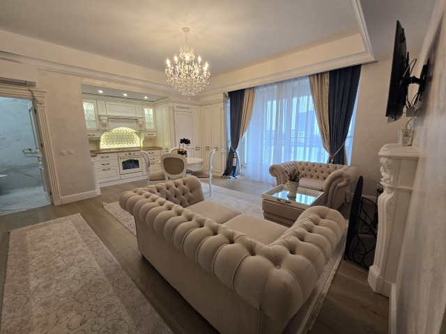 3 camere,   ,  85 mp , de vanzare apartament nou in zona Centru,  (Palas Mall) 158103