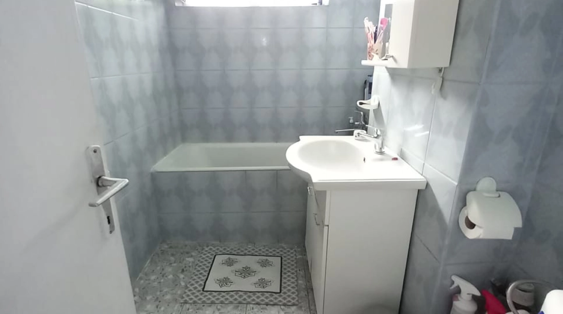 Oferta 2 camere, semidecomandat, 50 mp , de vanzare apartament in zona Podu Ros,  Pasapoarte imagine 7