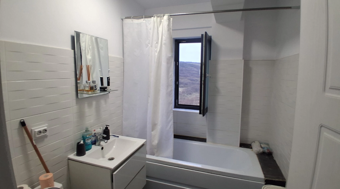 Oferta Apartament, 2 camere, semidecomandat, 58 mp , Bucium, de vanzare,  Bellaria imagine 7