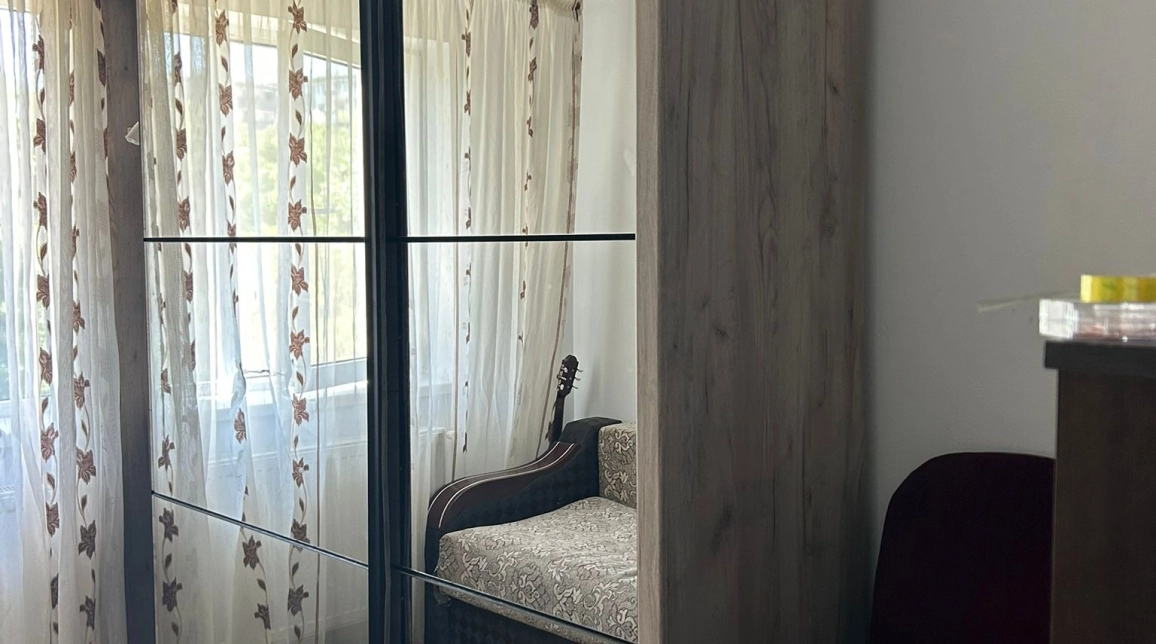 Oferta Pacurari apartament 56 mp , 3 camere, semidecomandat, de vanzare,  ALPHA BANK imagine 10